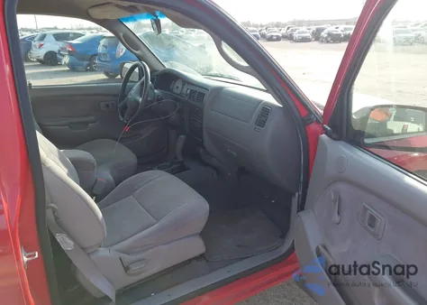 2004 Toyota Tacoma z USA, uszkodzony, nr VIN 5TEVL52N14Z379938